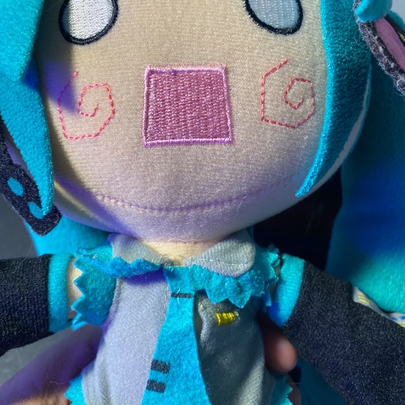 Hatsune Miku Stuffed Doll - Picture 7 of 10